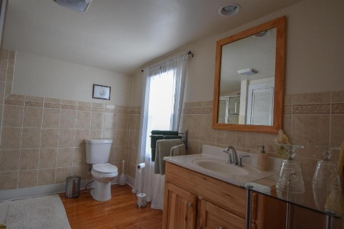 Enfield Manor Bed&Breakfast and Vacation Rental image 23